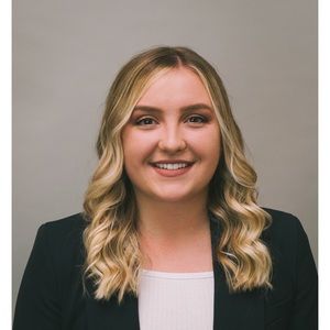 Meet your Posher, Zoe